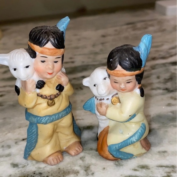 Vintage Native American Nativity Scene - Picture 5 of 6